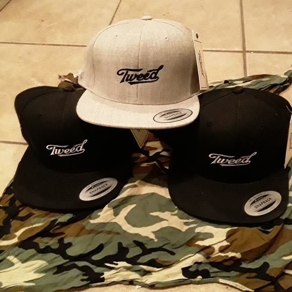 3 Brand New The Classics Yupong/ Tweed  Unisex  Snapback Hats - Picture 4 of 16